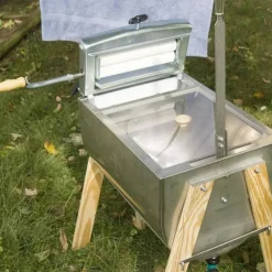 Lehman's Laundry Agitator Hand Washer Tub and Wringer with Wooden Legs