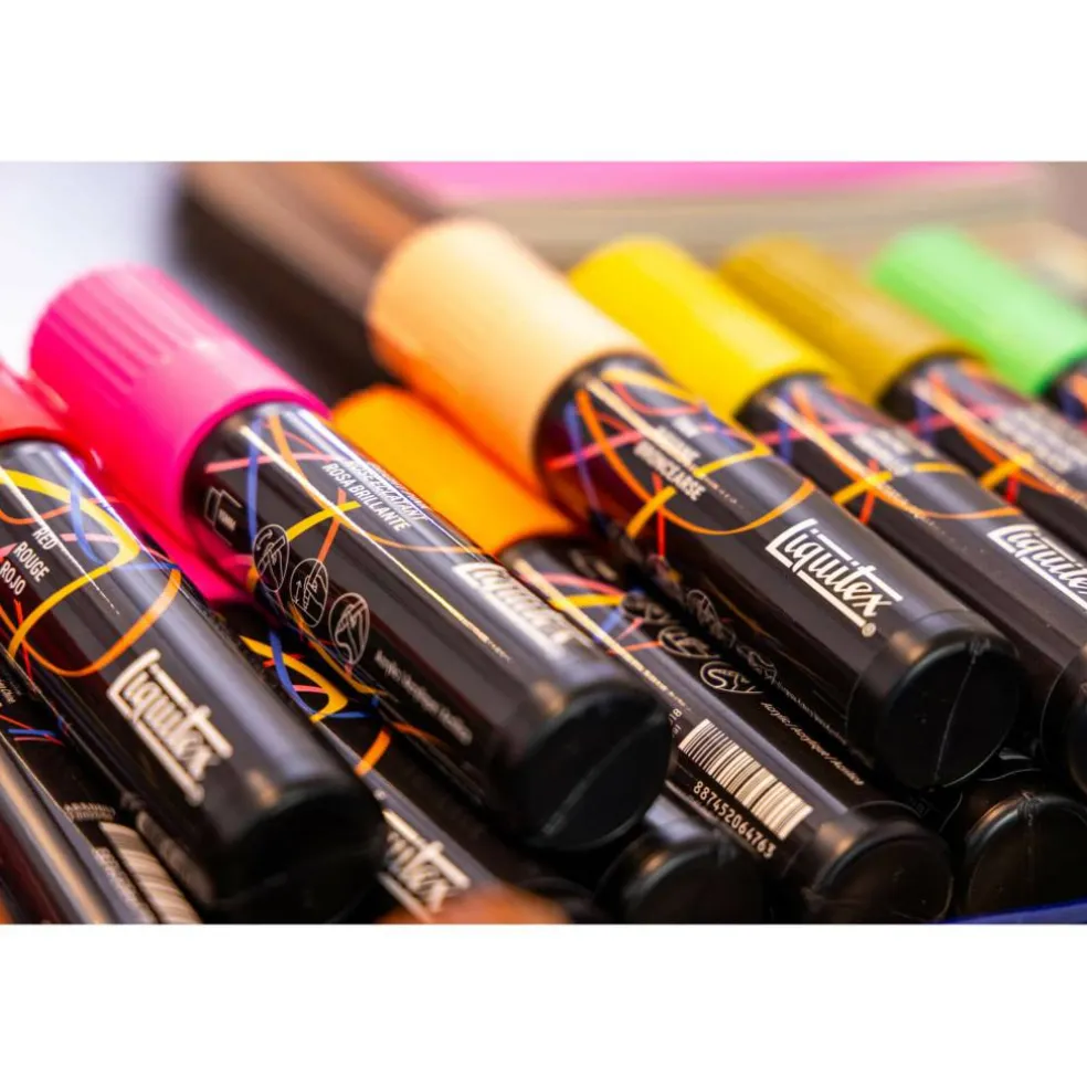Liquitex® 2mm Expression 16 Color Marker Set