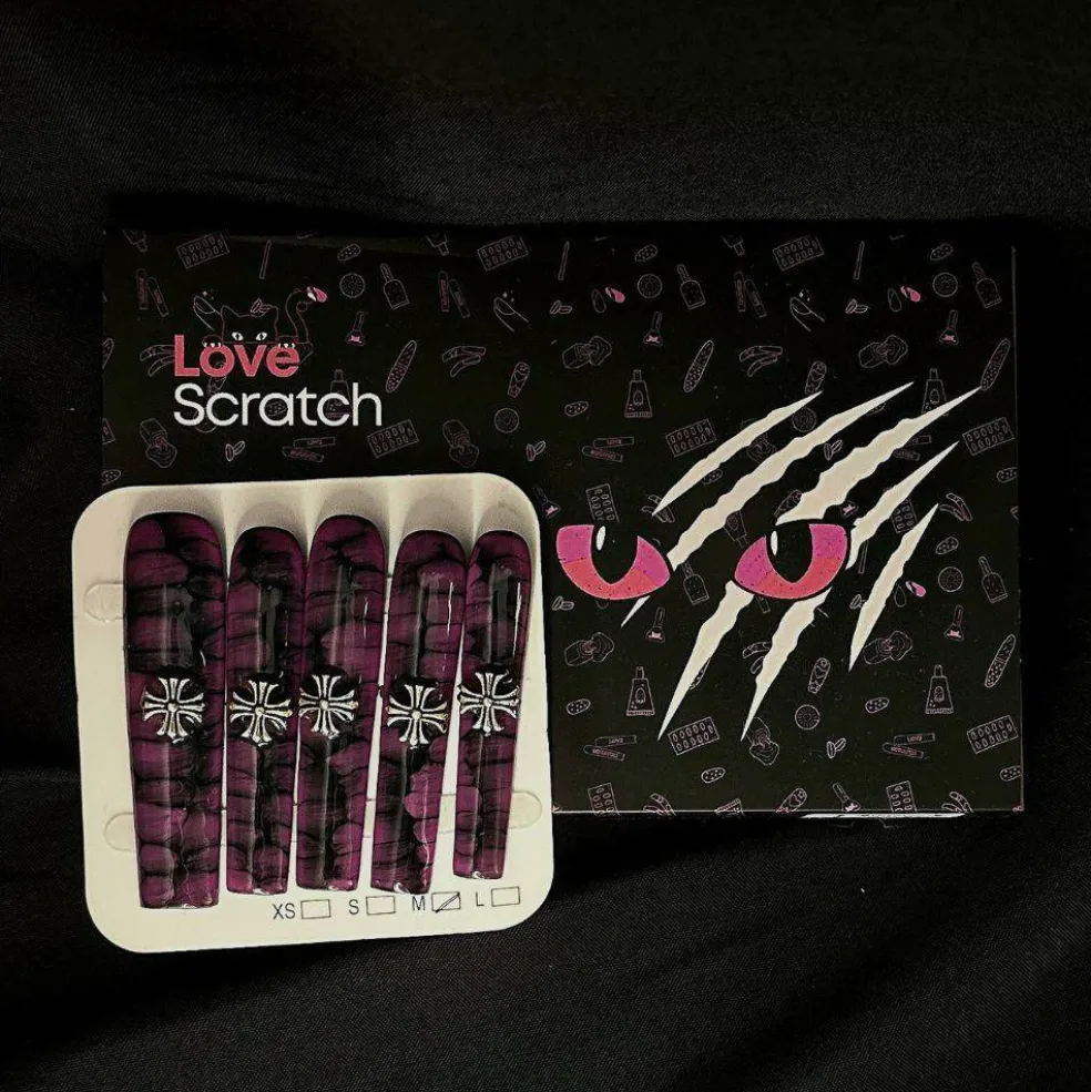 Love Scratch - Purple - Glossy Handmade Press-On Nails for Elegant Length - 10 Piece