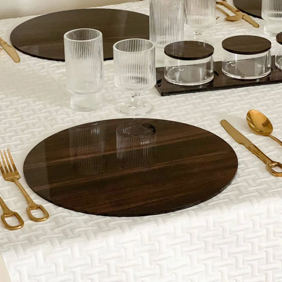 Lucite Wood Look Chargers 4 pk