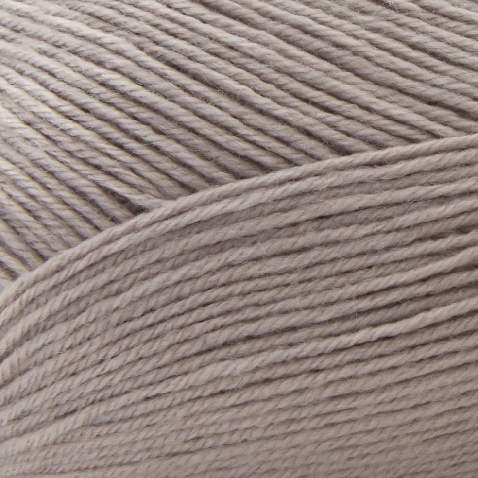 Luxe Merino™ Solid Yarn by Loops & Threads®