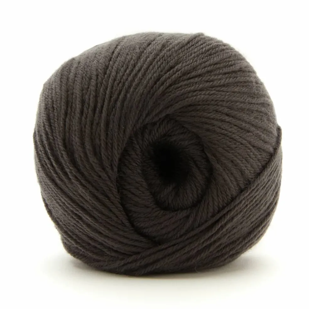 Luxe Merino™ Solid Yarn by Loops & Threads®