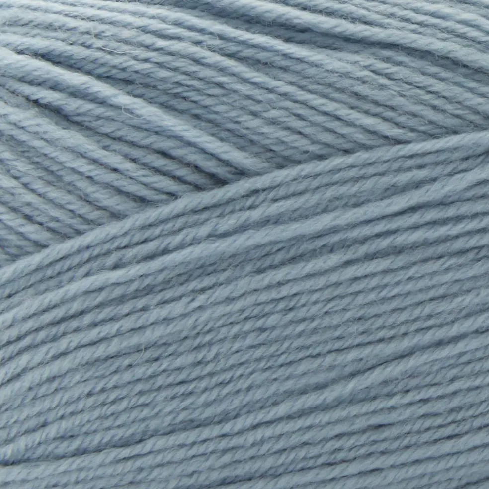 Luxe Merino™ Solid Yarn by Loops & Threads®
