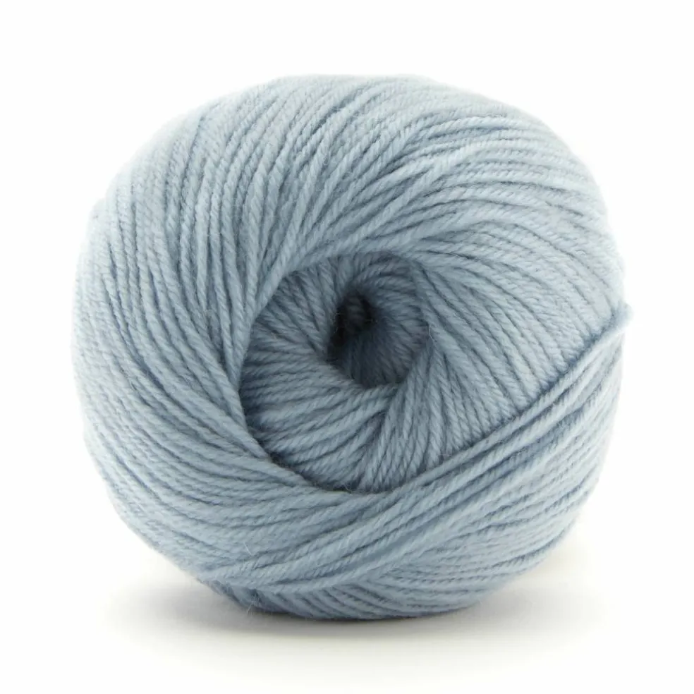 Luxe Merino™ Solid Yarn by Loops & Threads®