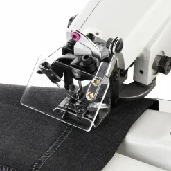 Maestro 600SB Portable Blindstitch Sewing Machine for Hemming