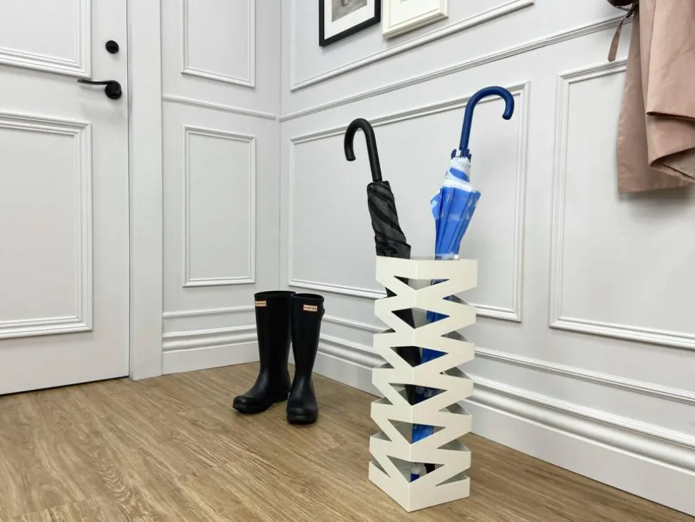 Mango Steam Metal Zig-Zag Umbrella Holder
