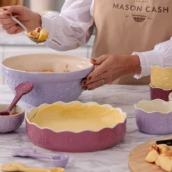 Mason Cash In The Meadow Pie Dish with Embossed Floral Design, Pink