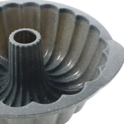 Metal Reinforced Silicone Fluted Pan by Makery®