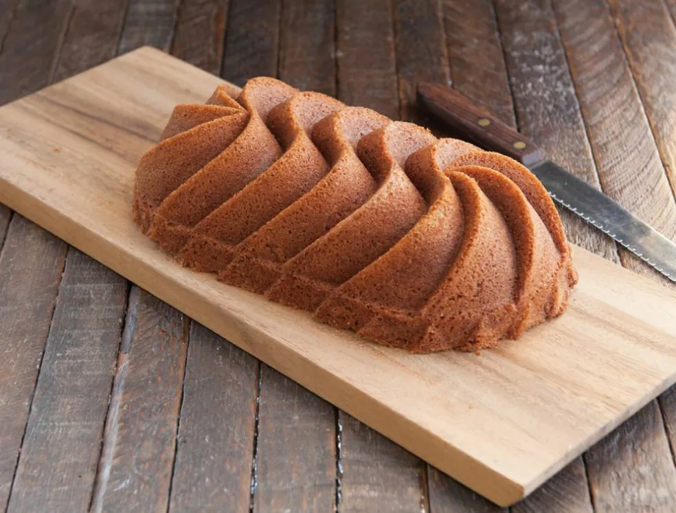 Nordic Ware Cast Aluminum Heritage Loaf Pan