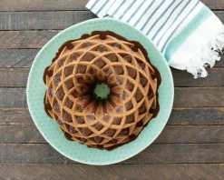 Nordic Ware Cast Aluminum Jubilee Bundt Pan, Gold