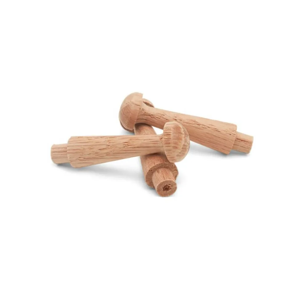 Oak Shaker Peg, Multiple Sizes Available, Wooden Pegs for Wall Hanging | Woodpeckers