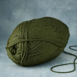 18 Pack: Impeccable® Solid Yarn by Loops & Threads®