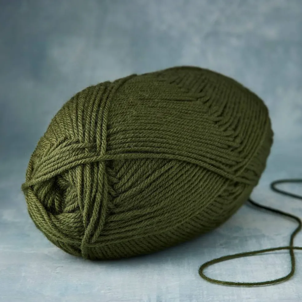 18 Pack: Impeccable® Solid Yarn by Loops & Threads®