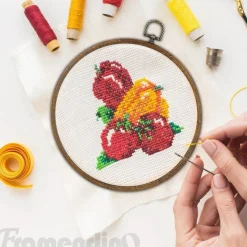 4 Pack 8 Inch Round Embroidery Hoops, Imitation Wood Display Frames, Plastic Cross Stitch Hoop Rings for Hand Embroidery, Sewing, Needlework, Fabric Painting, DIY Crafts, Wall Decor and Hanging Ornaments