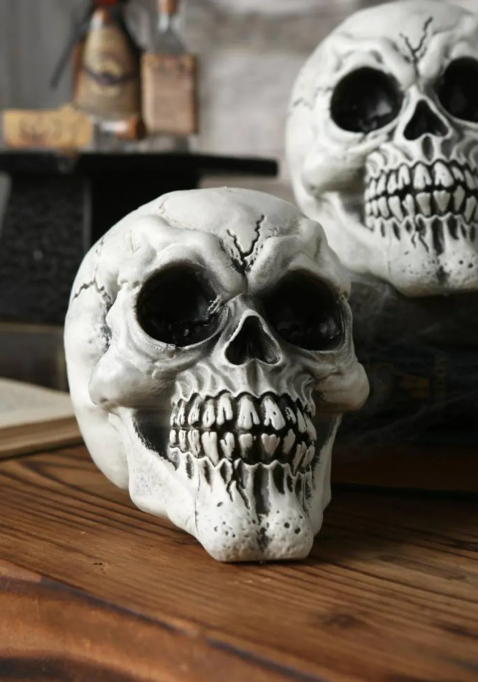 3-Pack of Large Skulls Decoration