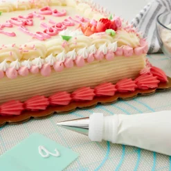 24 Pack: Round Decorating Tip by Celebrate It™