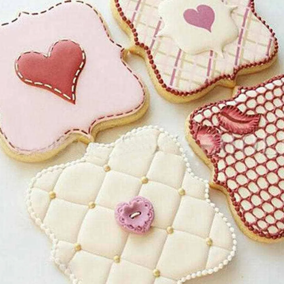 4 PC Plastic Frame Pattern Shape Cookie Cutters Set