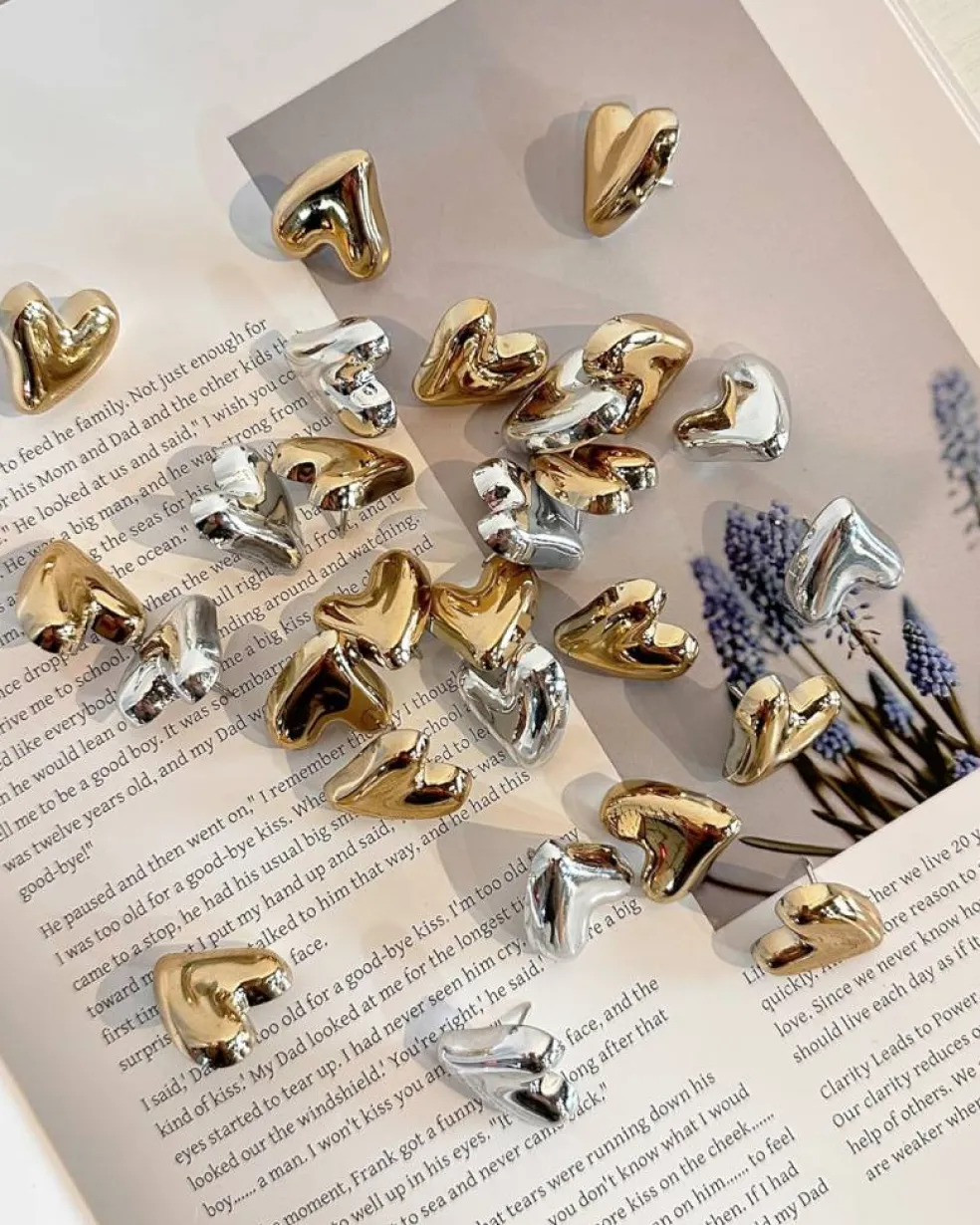 30 pcs heart decorative pins gold and silver for bulletin boards, office, or home