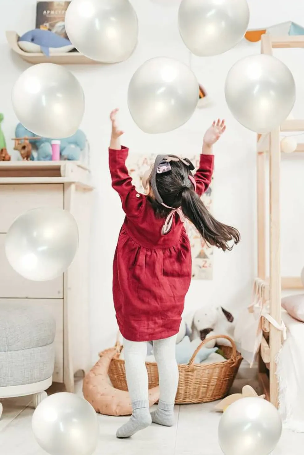 Pearl White Latex Balloons 50pcs 12in Matte Party & Wedding Decor