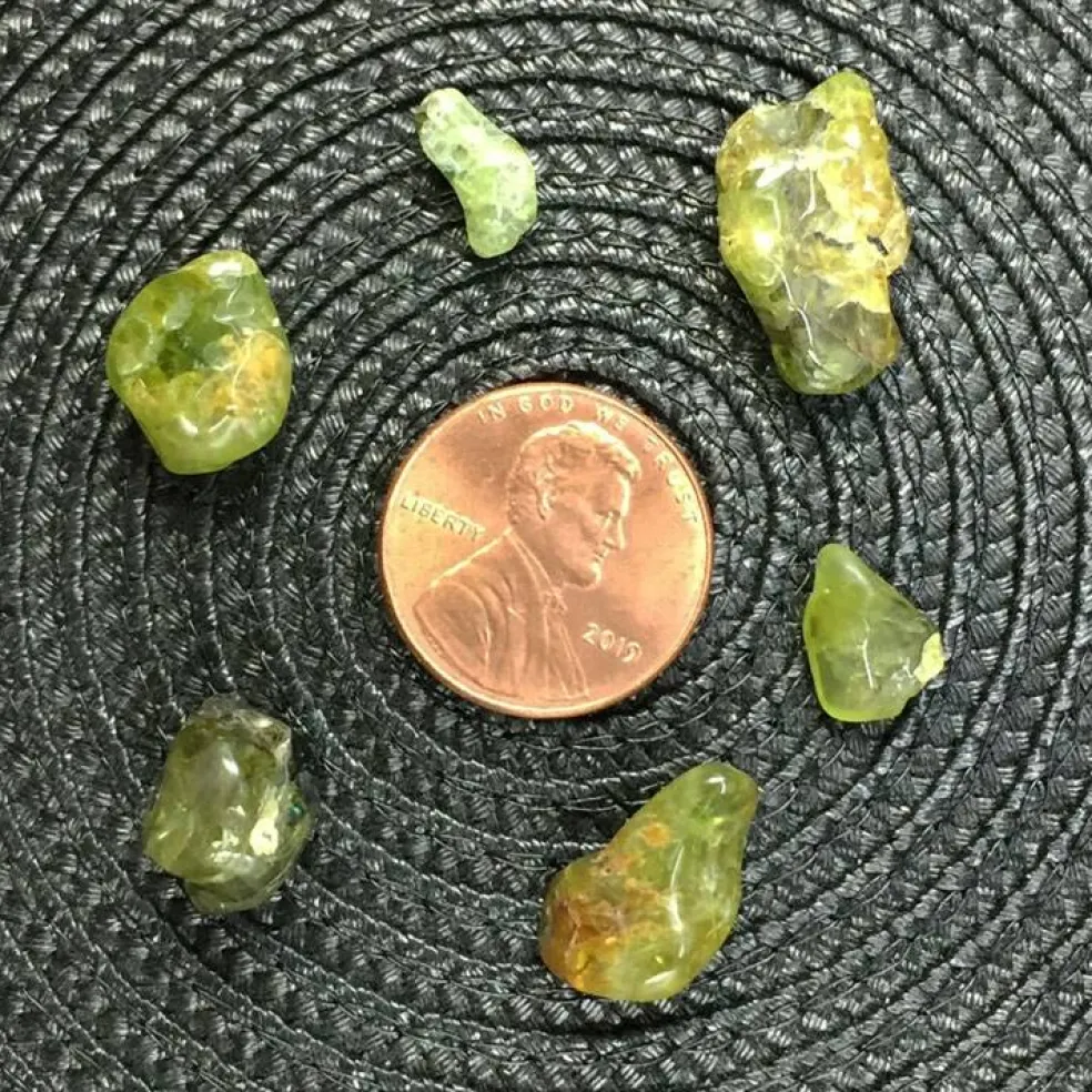 Peridot Grade A Mini Crystal Chips – Size 2