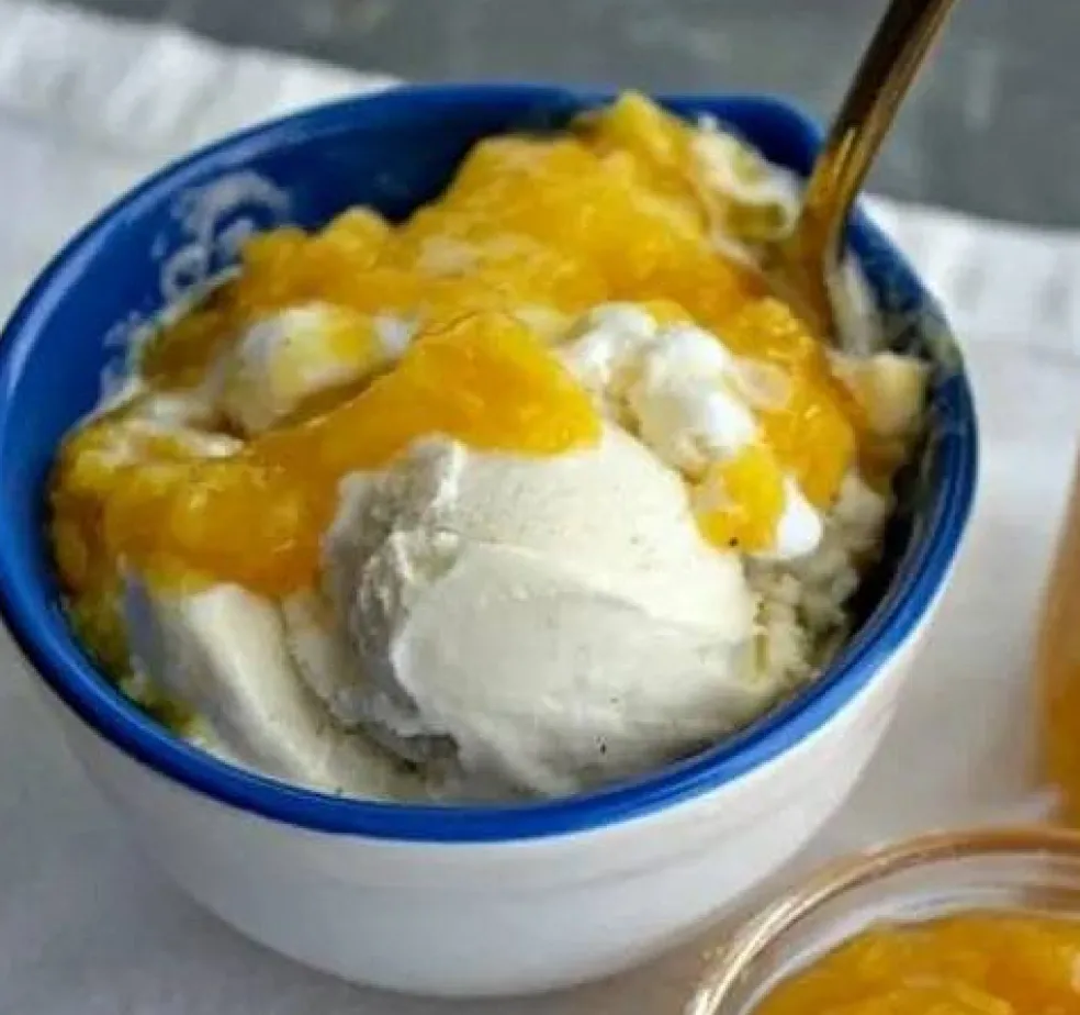 Pineapple EZ Squeeze Filling 2 lb | Pineapple Pie Filling & Ice Cream Topping