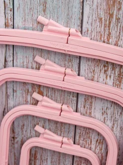 Plastic Square Hoop Nurge 170-14 Pastel Pink