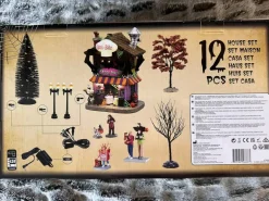Quick Bite Spider Diner House Set - Lemax Spooky Town