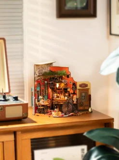 Rolife® Cheers Bar & Dining DIY Miniature House Kit