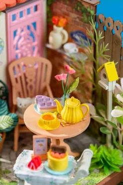 Rolife® Fancy Tea Yard DIY Miniature House Kit