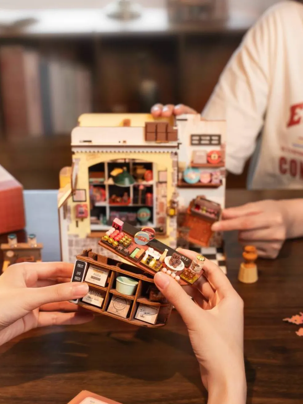 Rolife® Henry's Chocolate DIY Miniature House Kit