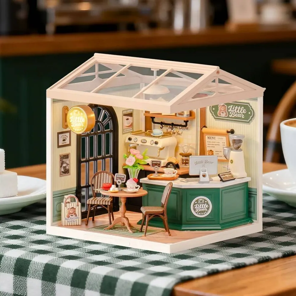 Rolife Perfect Romance Café DIY Miniature House DW028