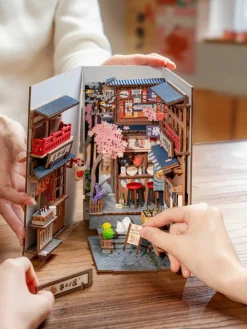 Rolife® Sakura Wine Alley DIY Book Nook Shelf Insert Kit
