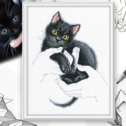RTO Warmth In Palms Counted Cross Stitch Kit
