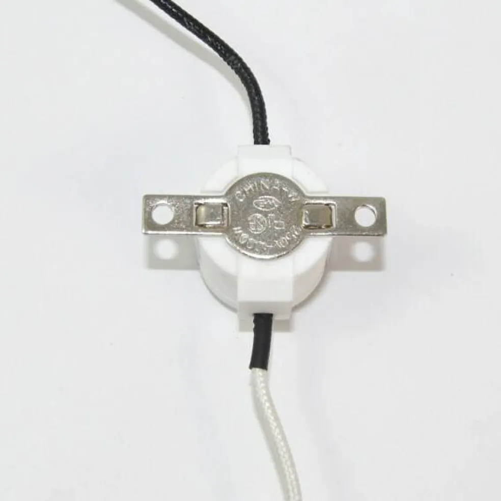 Satco 90-1080 E11 Mini Candelabra Socket Halogen Lamp holder