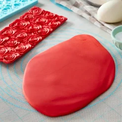 Satin Ice™ Professional's Choice Fondant, 2lb.
