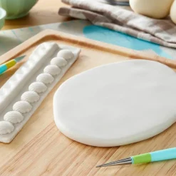 Satin Ice® Ready-To-Use Fondant, 4.4oz.