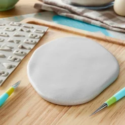 Satin Ice® Ready-To-Use Fondant, 4.4oz.