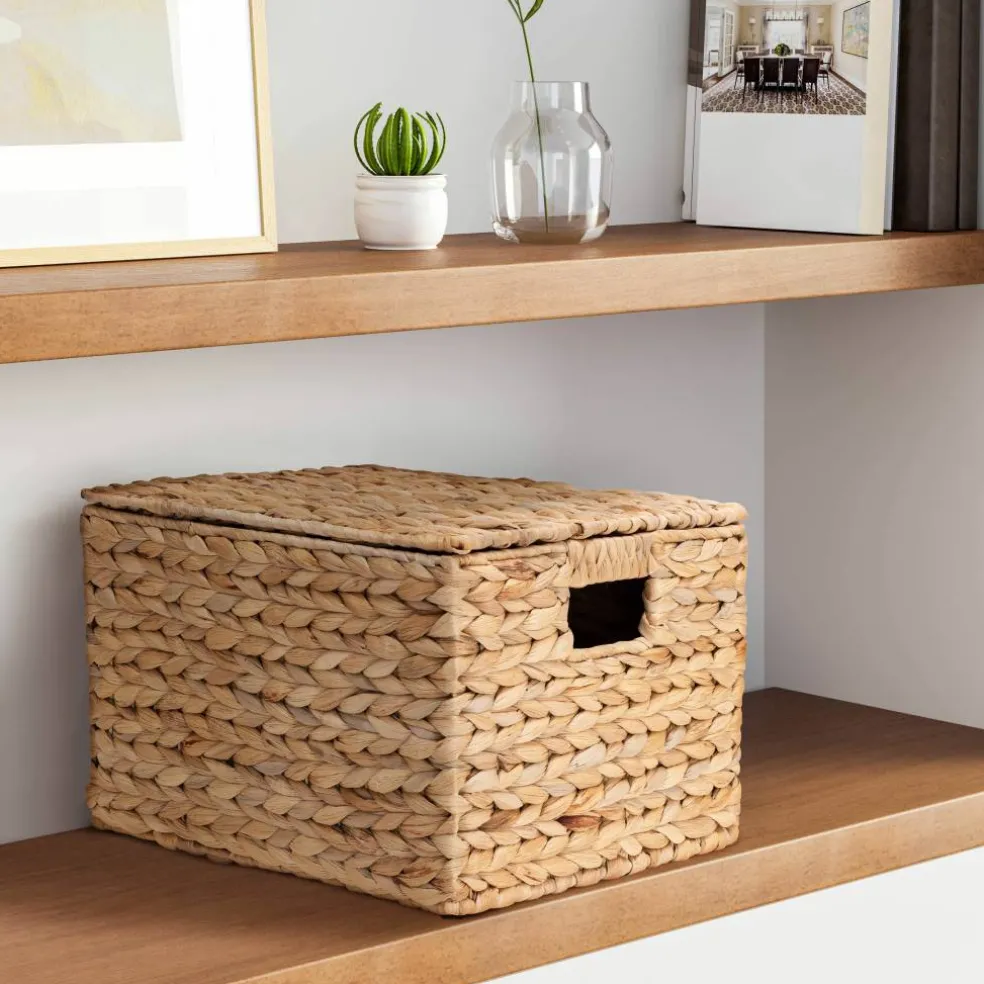 Seville Classics Medium Water Hyacinth Bin with Lid