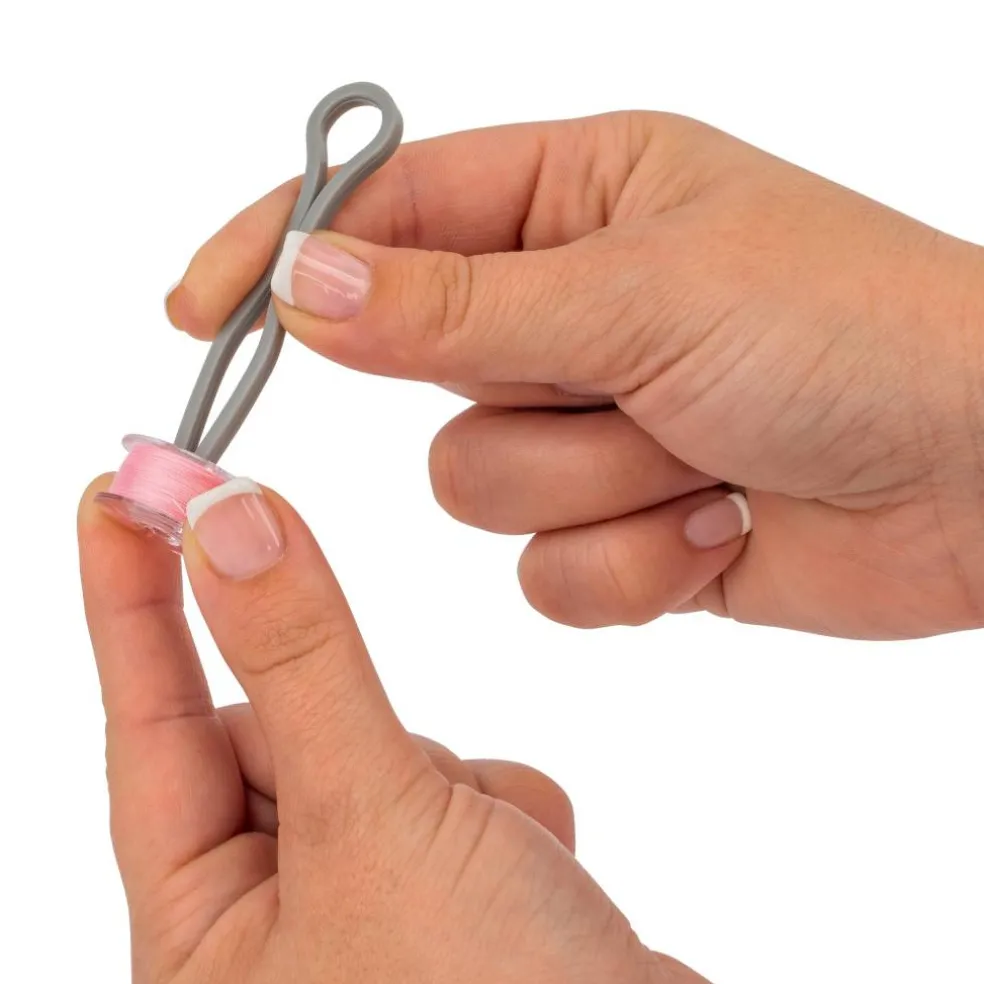 SINGER® Bobbin Pins