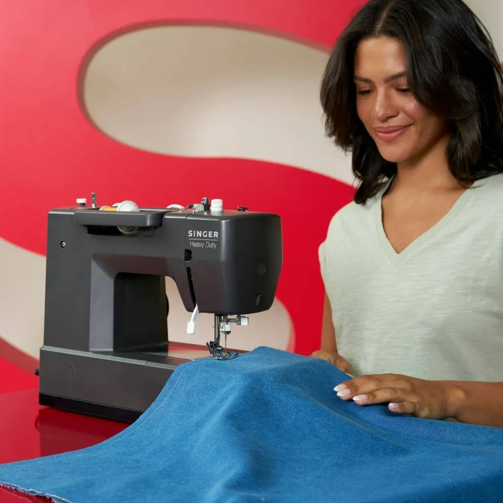 SINGER® Heavy Duty 4552™ Sewing Machine