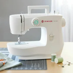 SINGER® M1500 Mechanical Sewing Machine