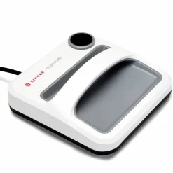 SINGER® MOMENTO™ Square Press