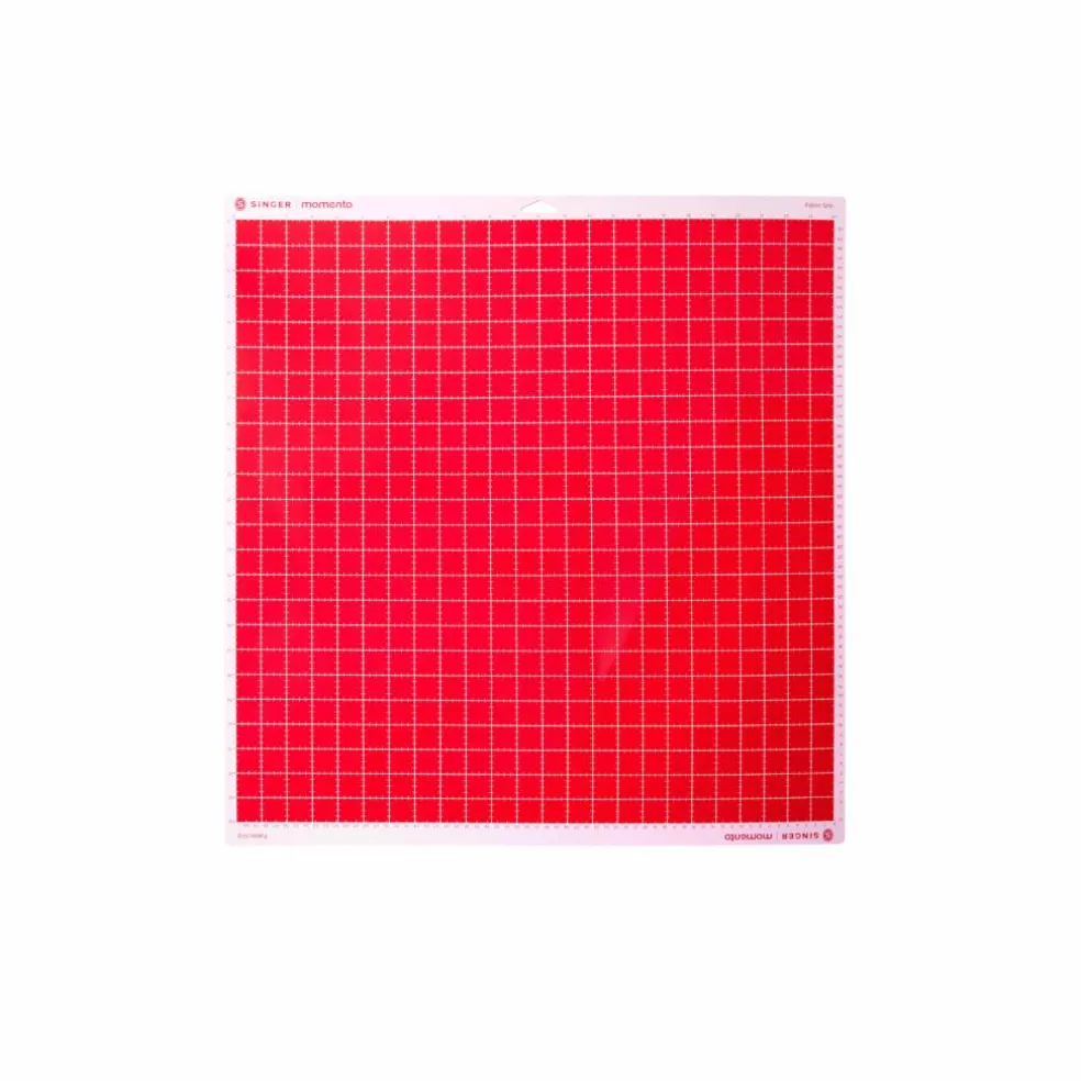 SINGER® MOMENTO™ 24" x 24" Fabric Grip Mat
