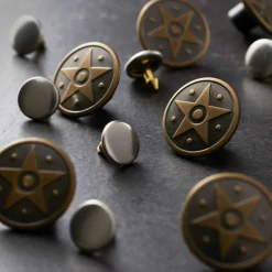 Soldier's Cross Jean Buttons by Loops & Threads™