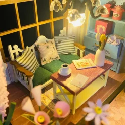 Sparkly Selections Daisy Flower House DIY Miniature Kit