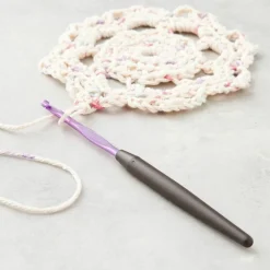Susan Bates® Silvalume® Aluminum Crochet Hook