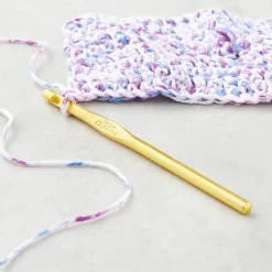 Susan Bates® Silvalume® Aluminium Crochet Hook