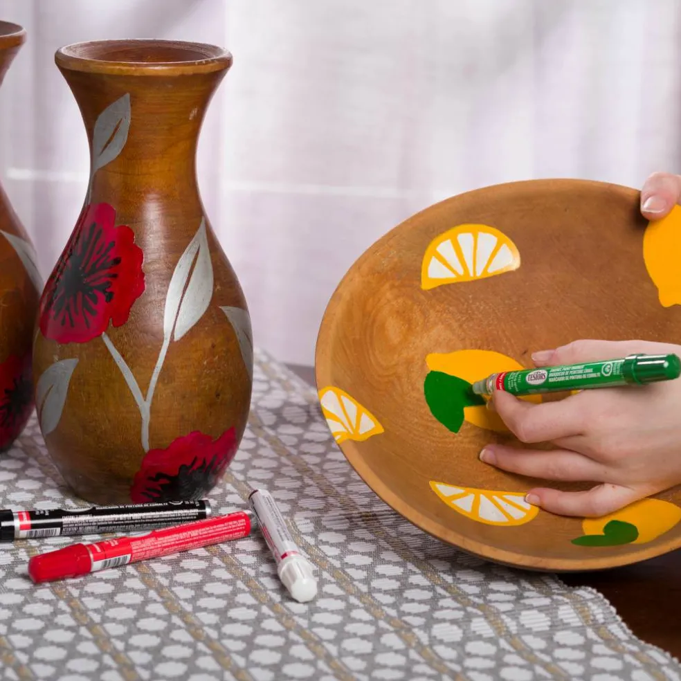 Testors® Glossy Chisel Tip Enamel Marker