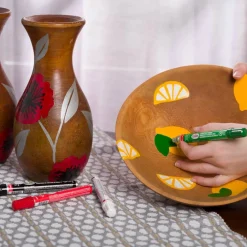 TestorsĀ® Metallic Chisel Tip Enamel Marker