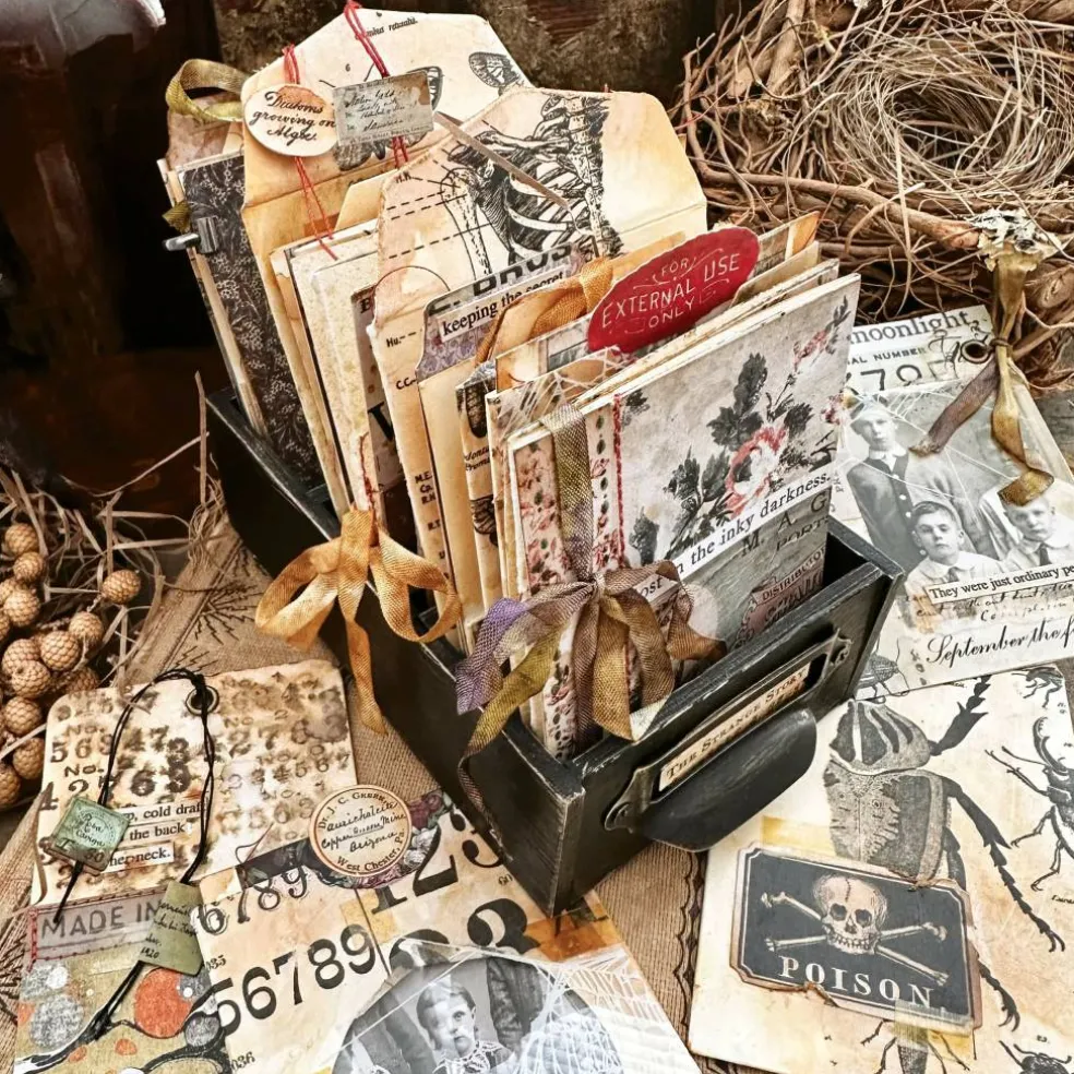 Tim Holtz® Idea-Ology 4.75" x 6" Halloween Collage Paper, 30 Sheets